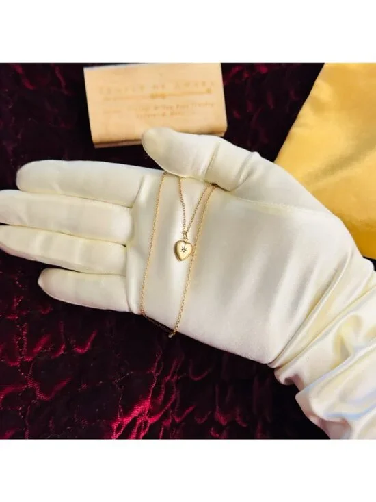 ANTIQUE 10K Gold Old Mine Cut Diamond Heart Puff Necklace - 14" -Victorian -1.6g - Picture 5 of 16